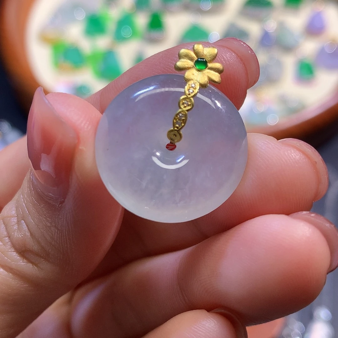 翡翠吊坠(不含链)18K金镶嵌