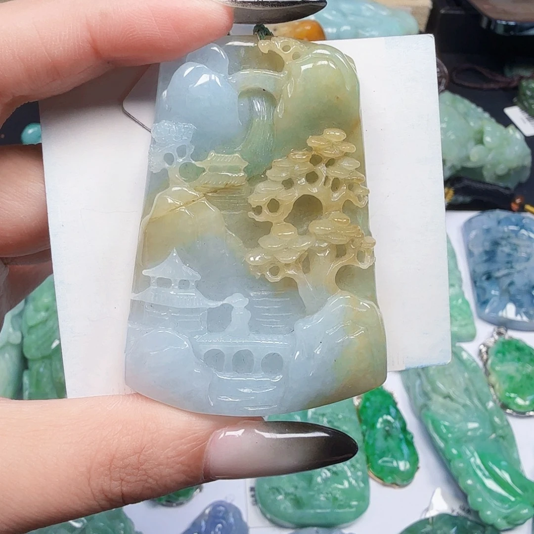 翡翠未镶嵌颈饰翡翠