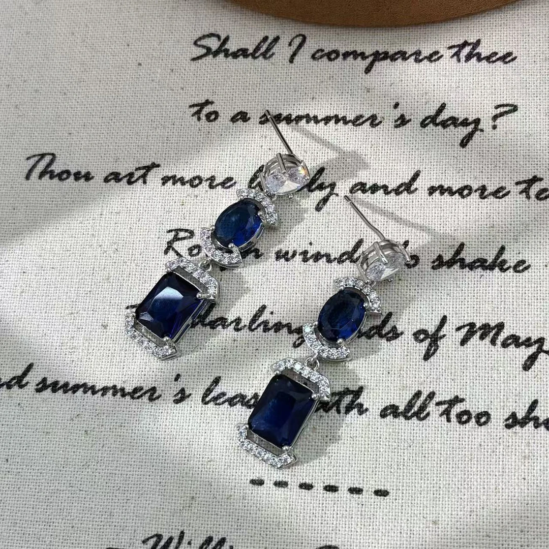 铜合金锆石耳饰 远远（YY1177）镀k金气质手工轻奢时尚蓝色