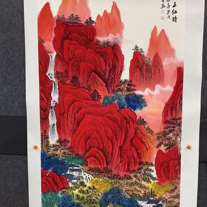 手绘作品等多种形式进行