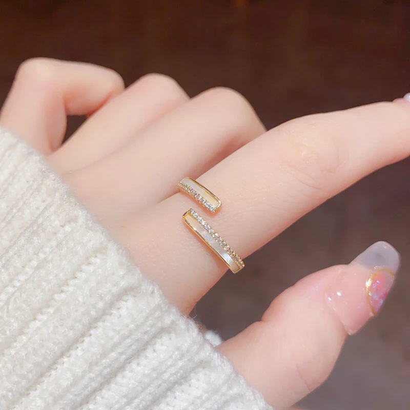 铜合金贝壳戒指 小众设计时尚轻奢微镶几何贝壳开口戒指百搭精致