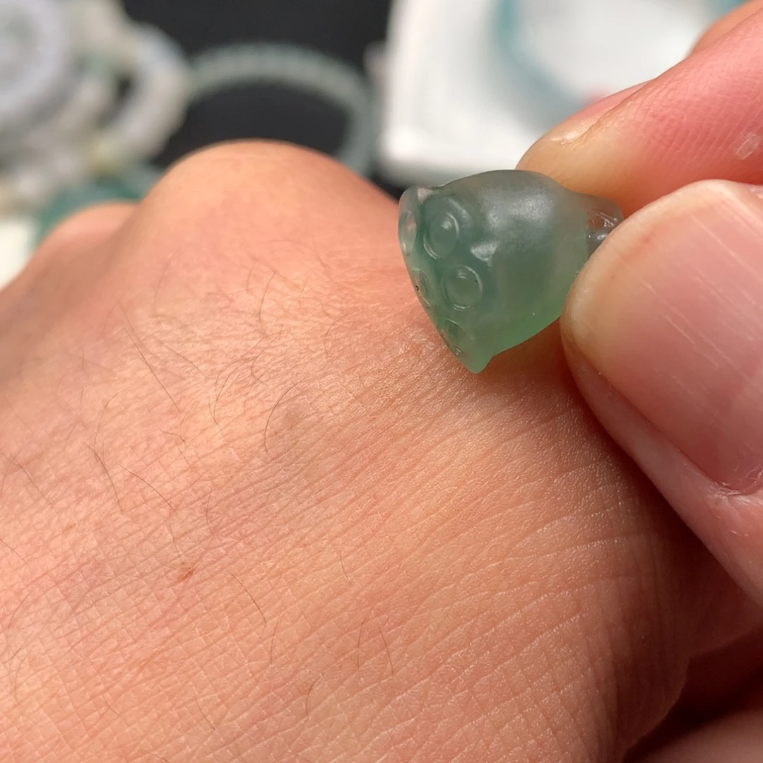 定制翡翠未镶嵌翡翠莲蓬