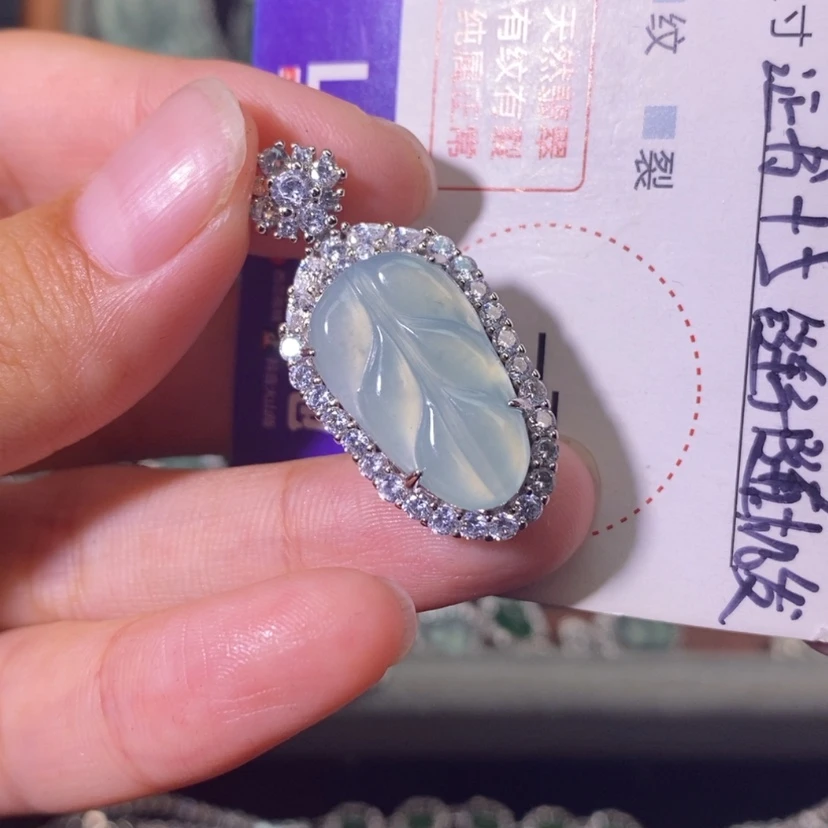 【闪购商品】翡翠未镶嵌颈饰天然