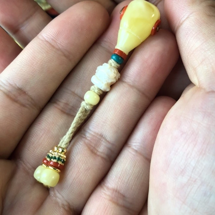 未镶嵌蜜蜡珠宝奇石