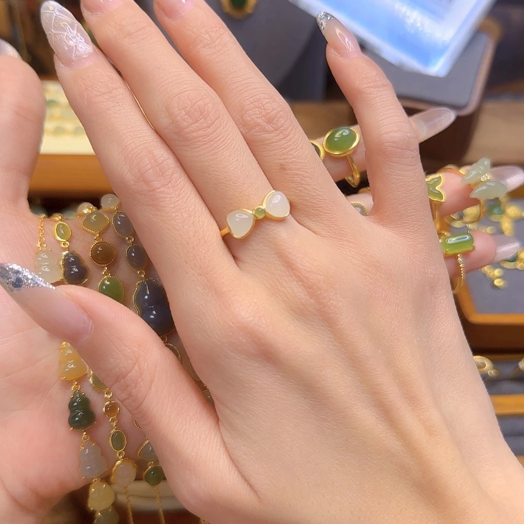 和田玉戒指银S925镀金镶嵌