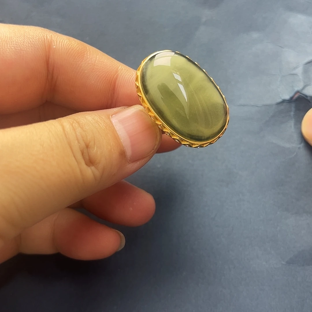 琥珀未镶嵌裸石戒指