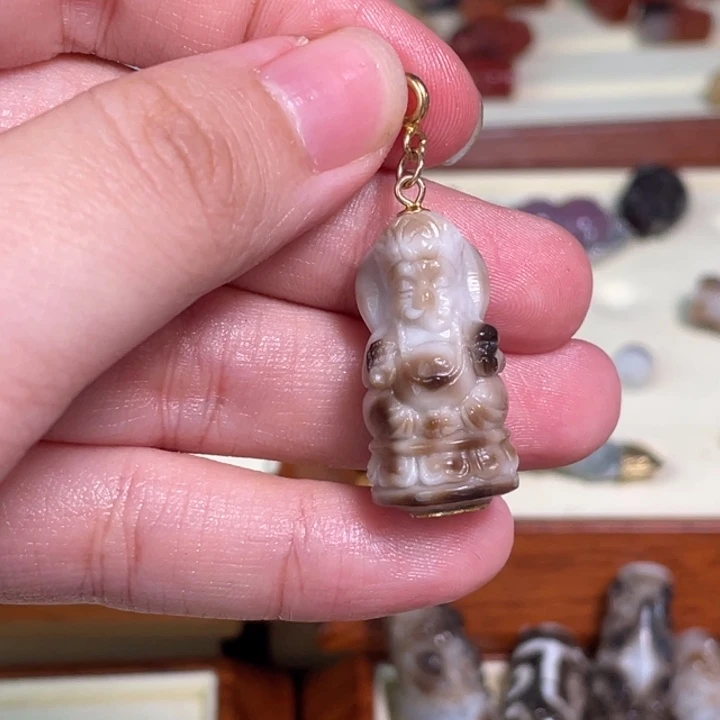 玛瑙/玉髓未镶嵌颈饰46