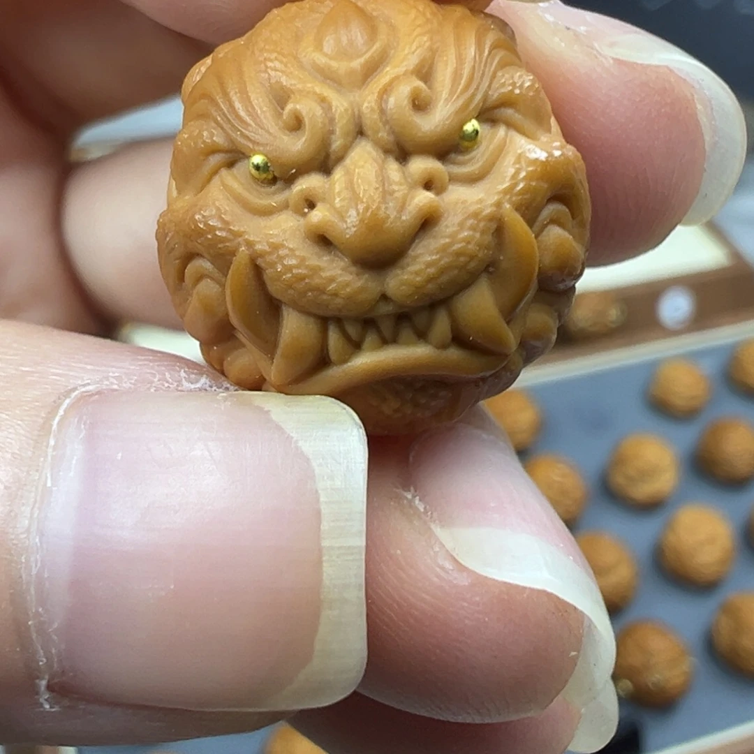 吊坠猴头核桃吞金兽