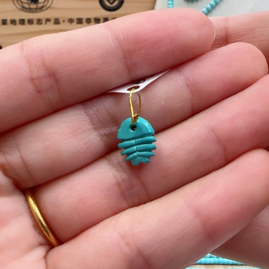 绿松石未镶嵌7小鱼  z