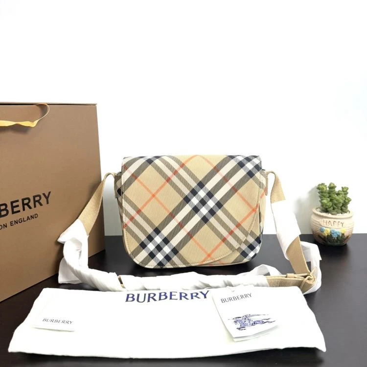 未使用 BURBERRY/博柏利 手提包/C12023887500/[260103SSS]