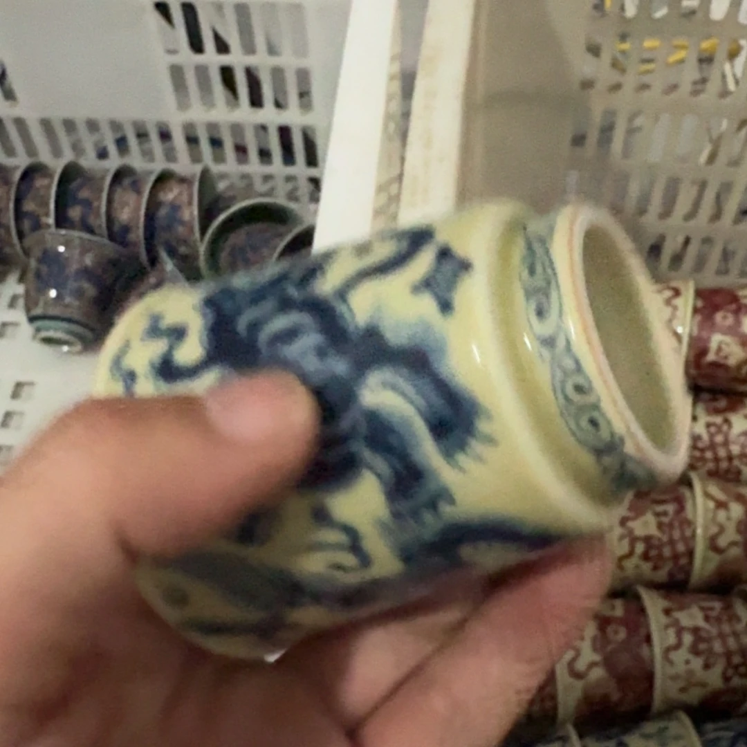 杯二号釉狮子闻香杯