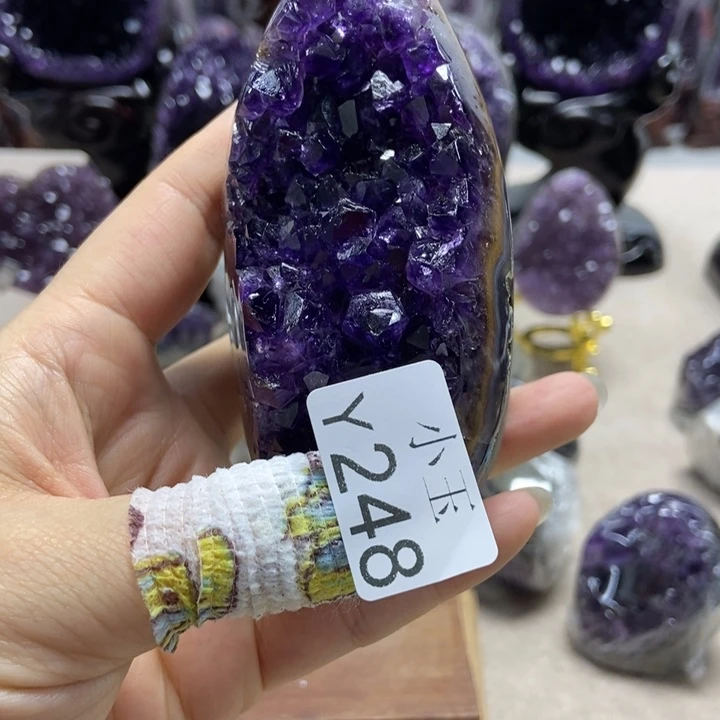 水晶未镶嵌大型摆件（非配饰）摆件