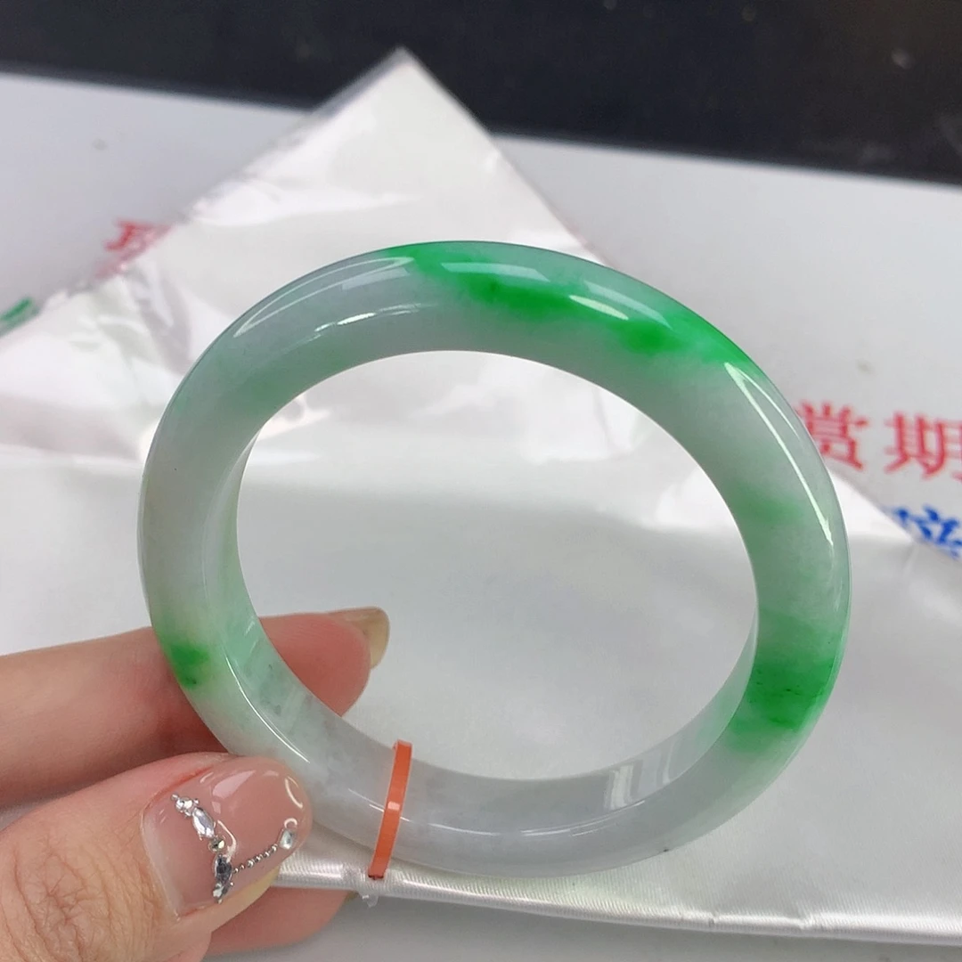翡翠手镯未镶嵌天然A货翡翠046