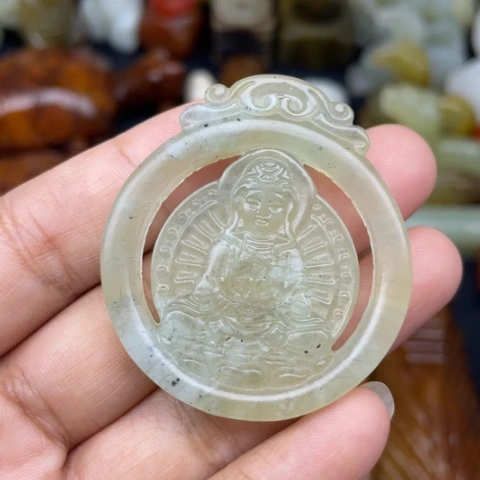 未镶嵌蛇纹石玉颈饰38