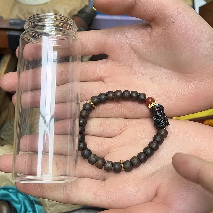 大叶紫檀（黑酸枝木类）