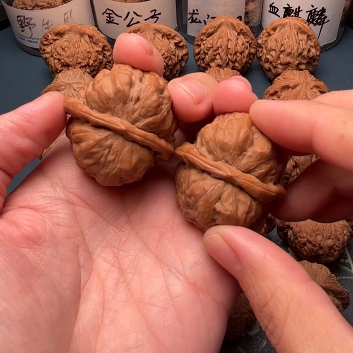 文玩核桃吊坠36蛤蟆头