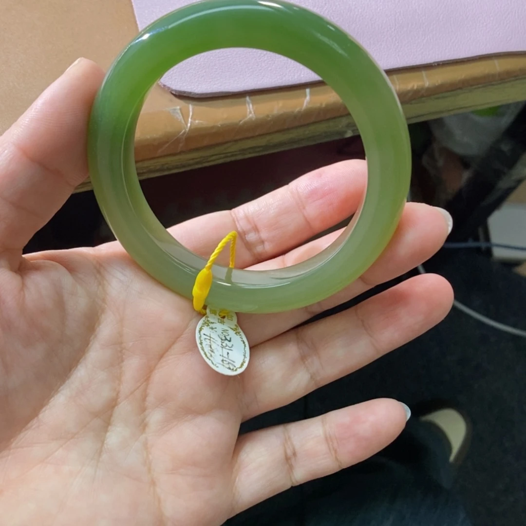 【闪购商品】未镶嵌手镯和田玉翠青手镯