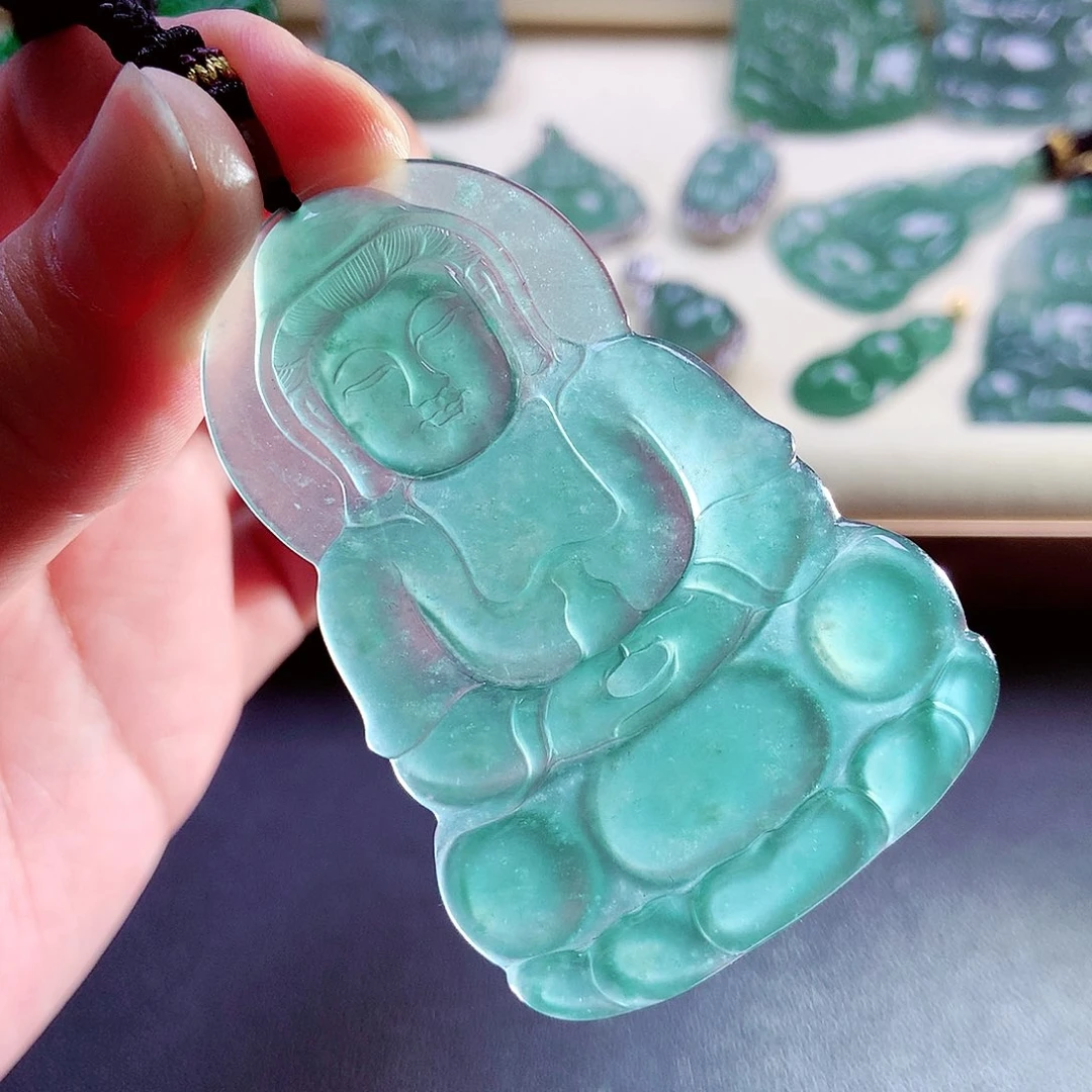 【闪购商品】翡翠颈饰未镶嵌天然