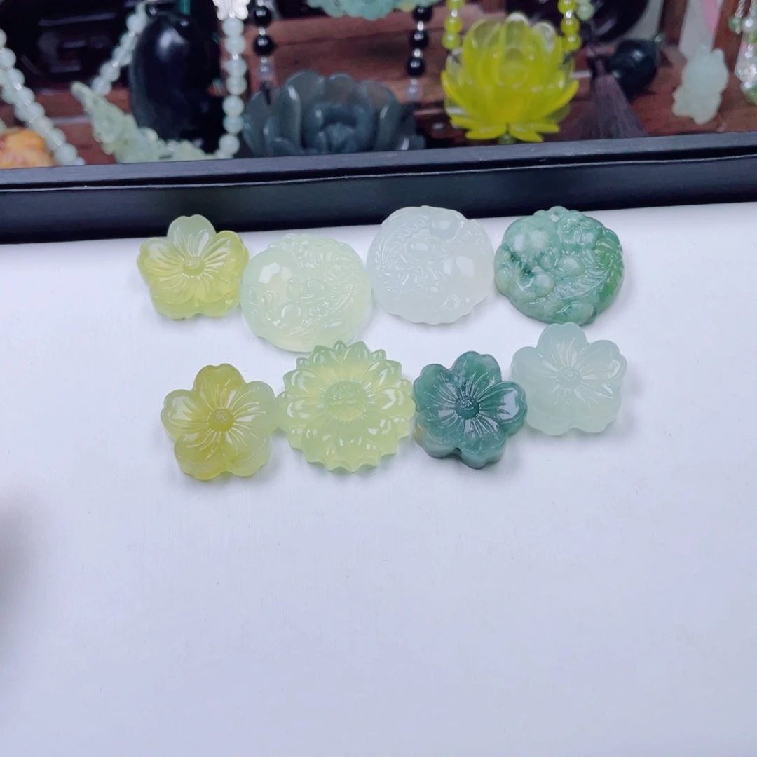 零***落未镶嵌蛇纹石玉颈饰