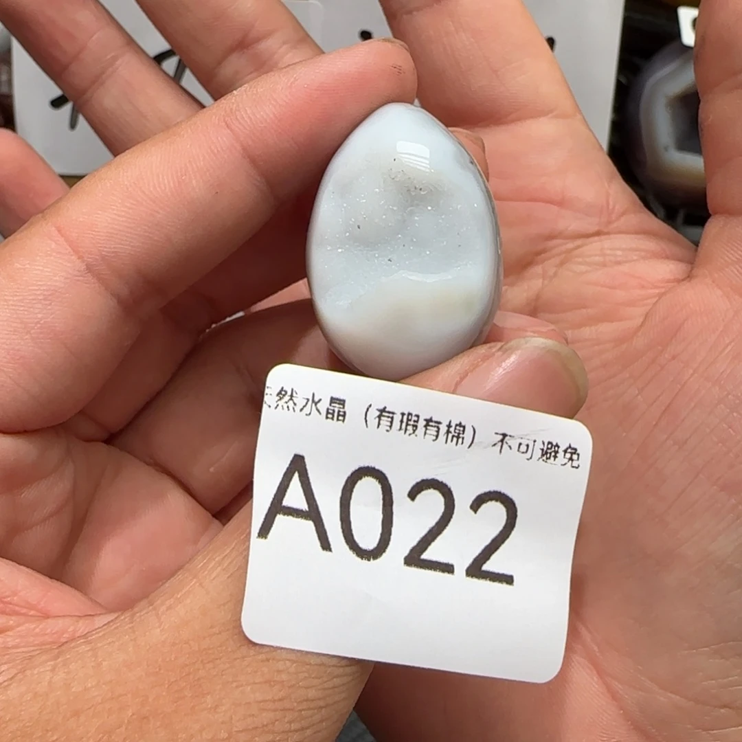未镶嵌水晶大型摆件（非配饰）