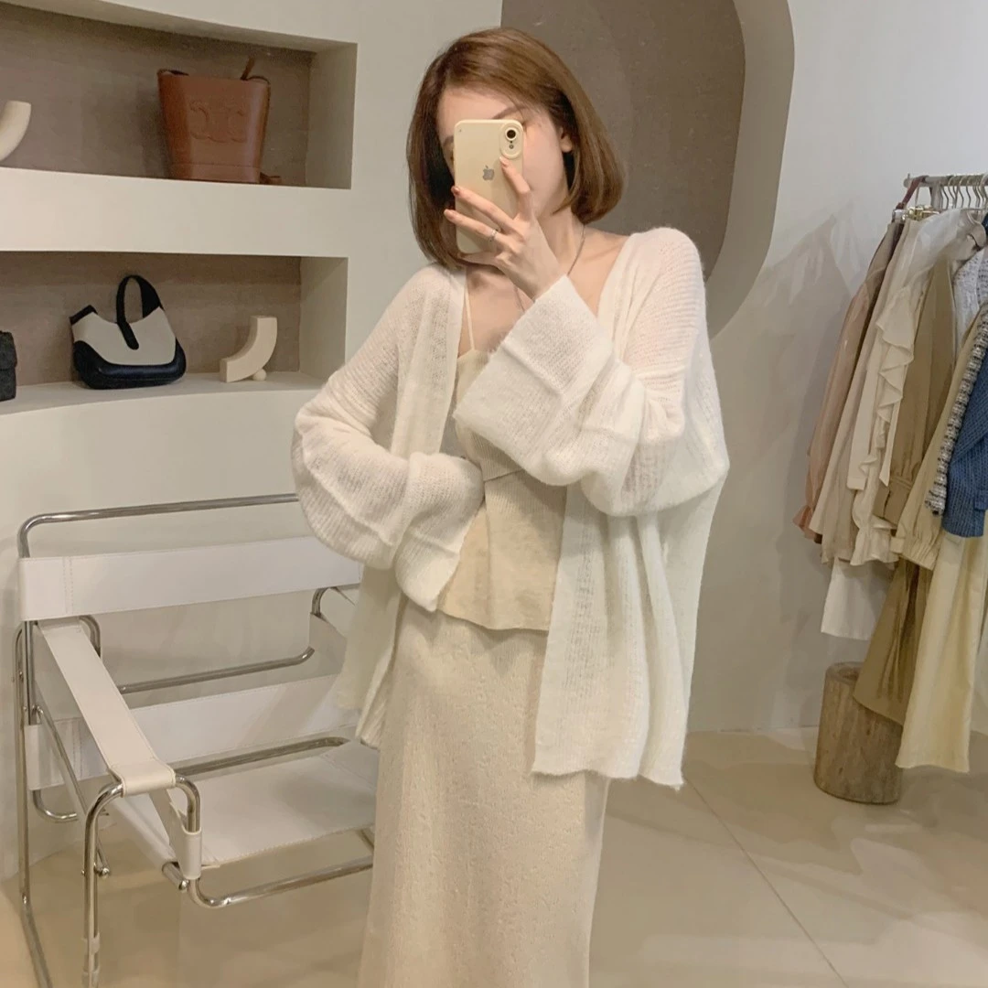 【芝士Cheese】宝莱小姐吊带秋季温柔时尚慵懒风气质休闲纯色v领