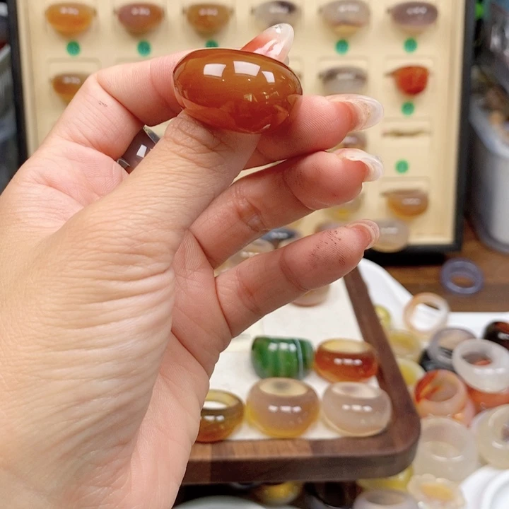 合金戒指玛瑙/玉髓钢****莉