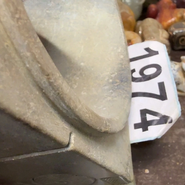 老***四和田玉未镶嵌颈饰