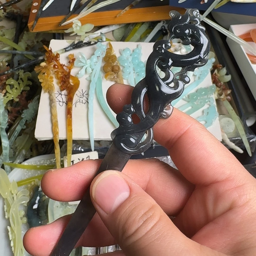 蛇纹石玉未镶嵌发饰