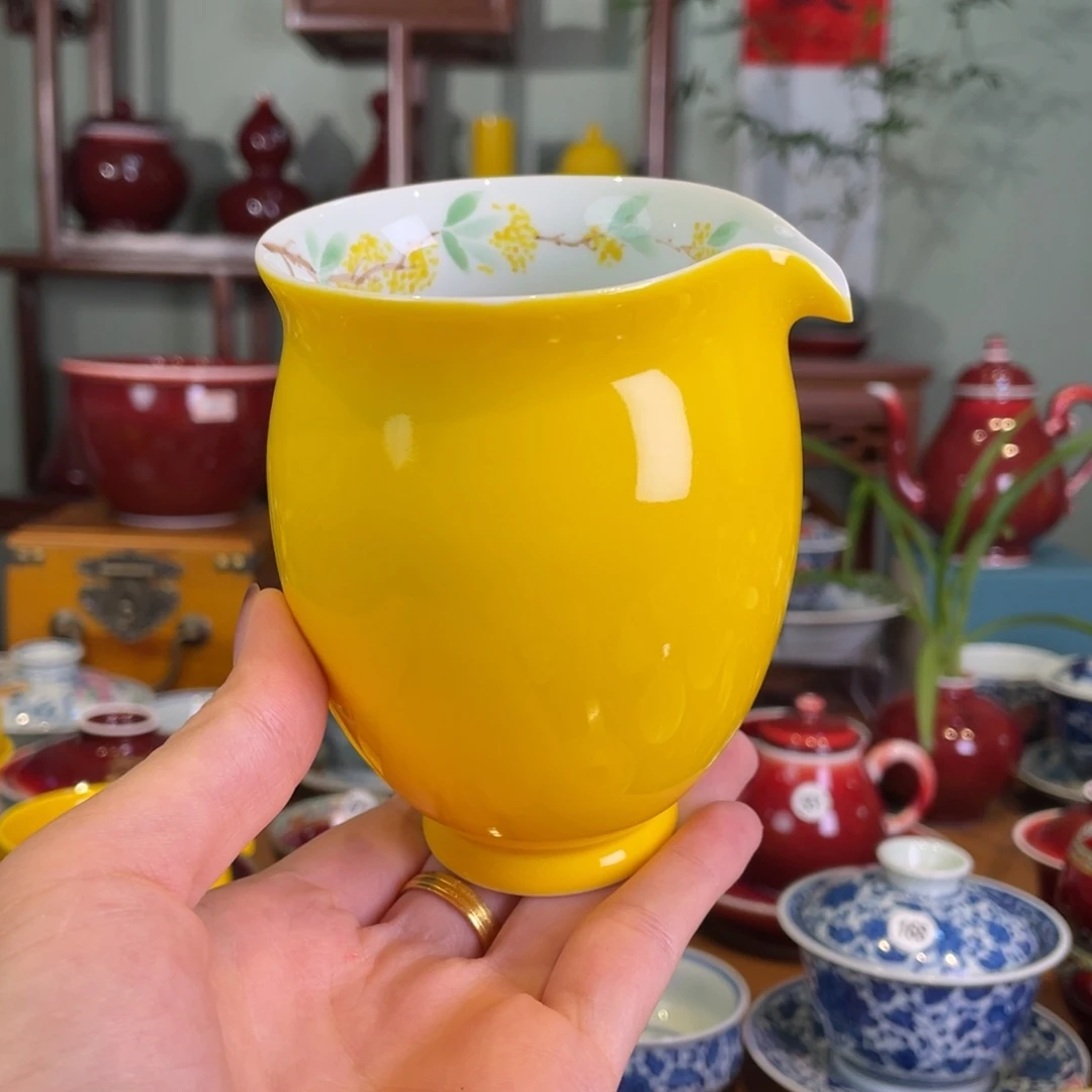 清欢雅玩，原矿帝王黄内绘桂花公道杯