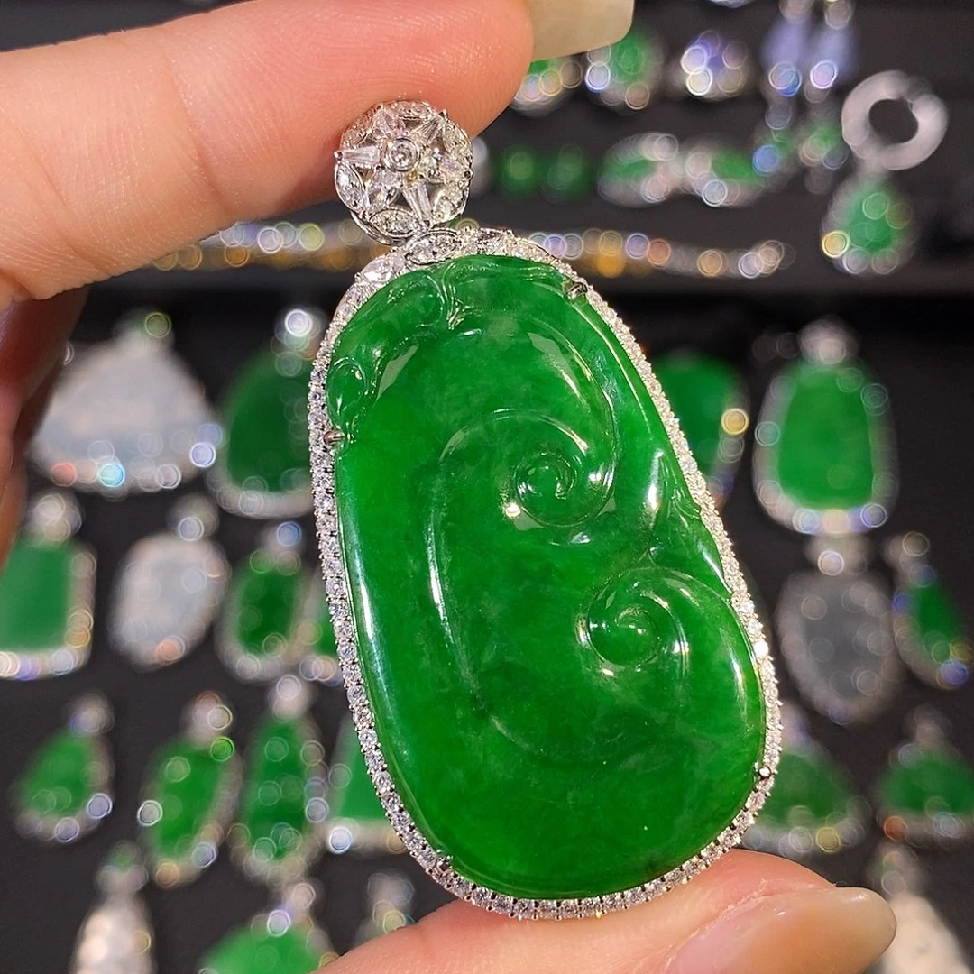 翡翠18K金镶嵌吊坠(不含链)毛衣链如意吊坠