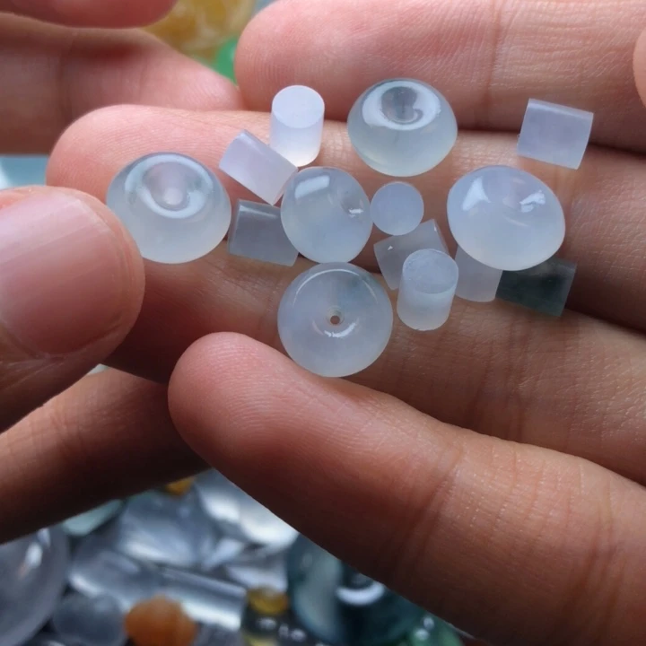未镶嵌定制翡翠挂件