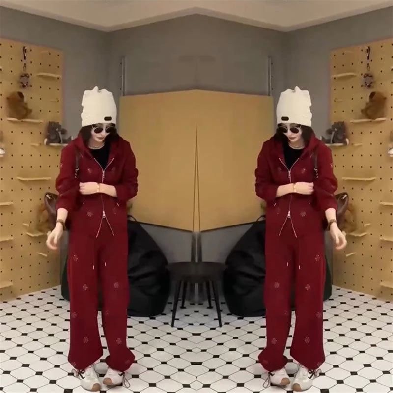 松弛感爆棚时尚套装女2026年早春新款加薄绒双拉链烫钻上衣+长裤