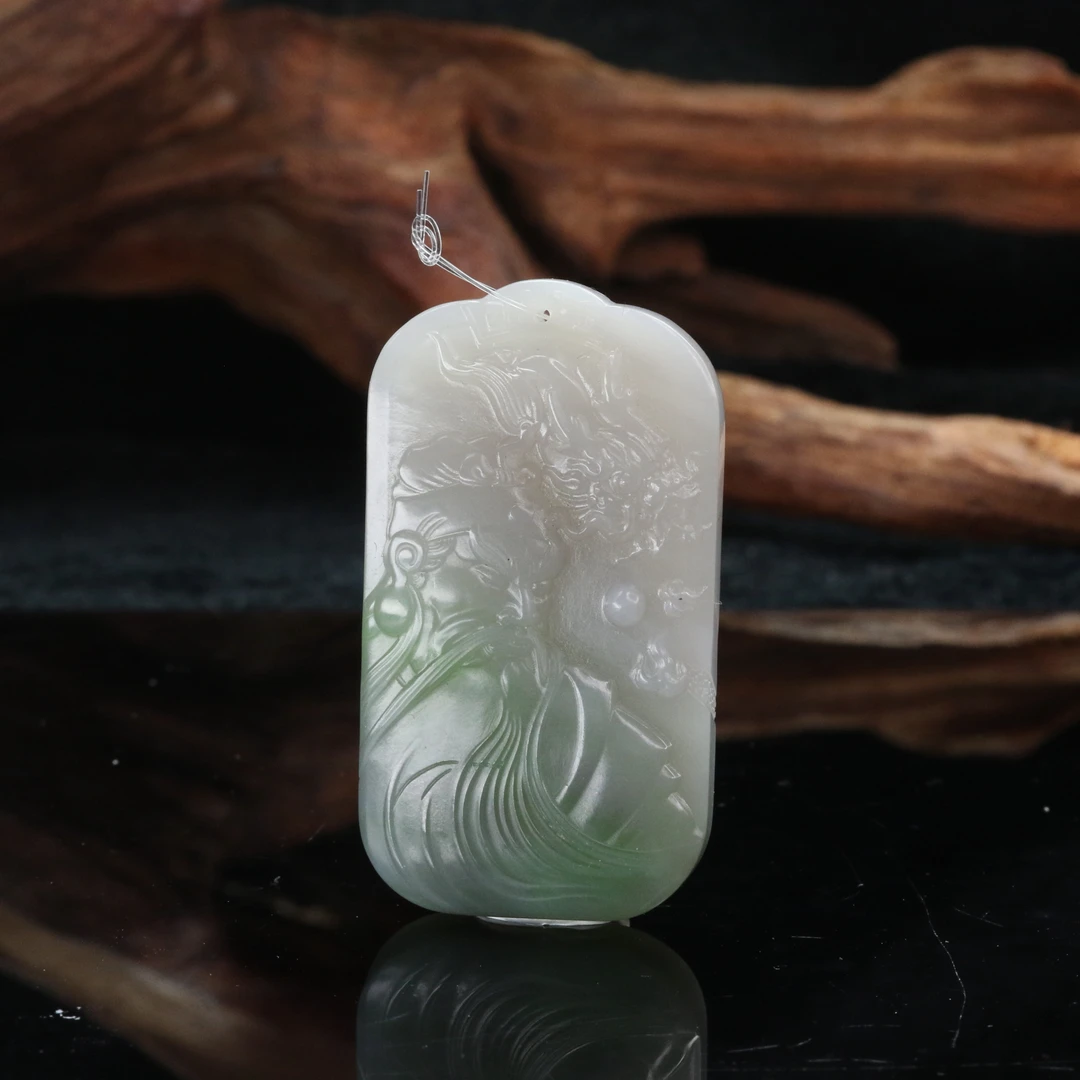 11和田玉烟紫翠青三彩关公（周春龙作）/600460北京中保拍卖