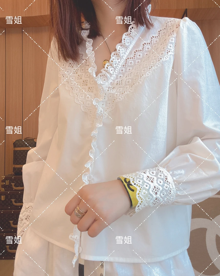 雪姐服饰「法香V领衬衫」时尚显瘦法式复古减龄镂空花边长袖衬衫