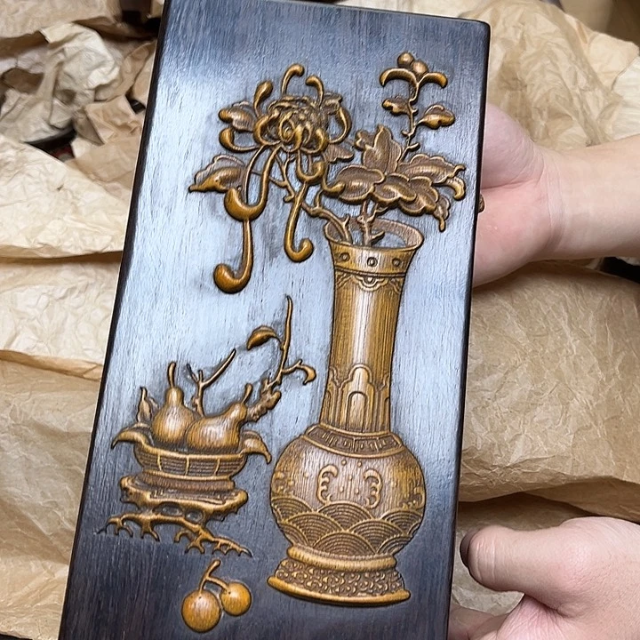 大叶紫檀（黑酸枝木类）