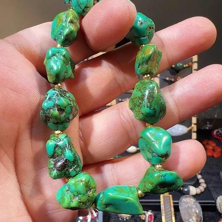 潇***瀚配饰配饰。