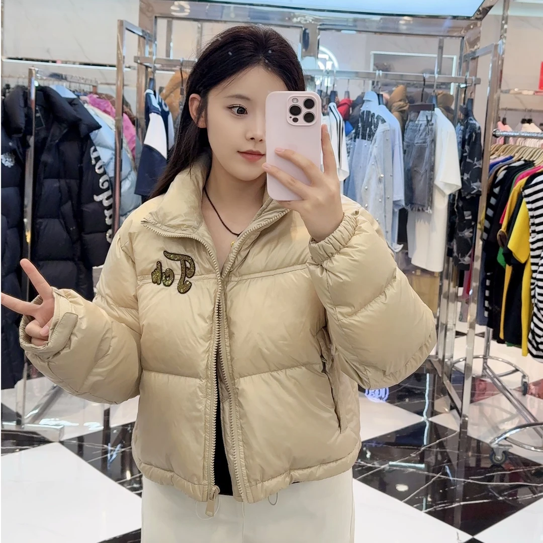 TCH轻奢烫钻工艺卡其色经典天使之翼羽绒服S72A198002私服tch