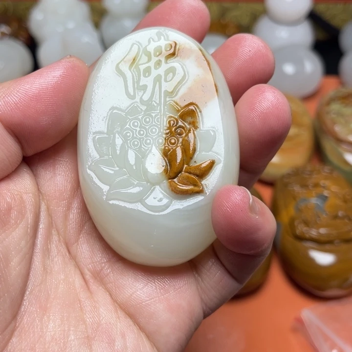 石材天然方解石手把件不退换