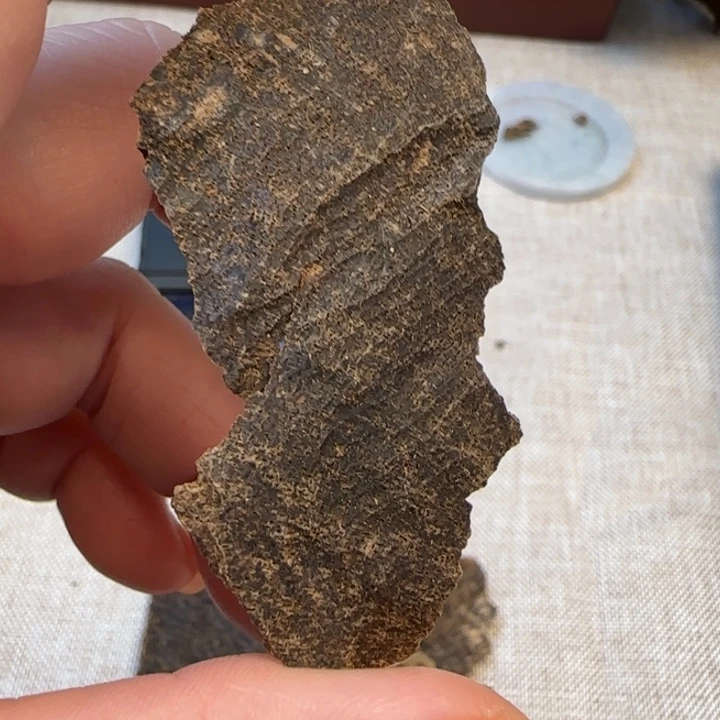 摆件沉香老海南沉水包头1.2克