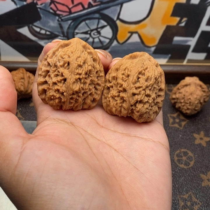 吊坠文玩核桃39南疆