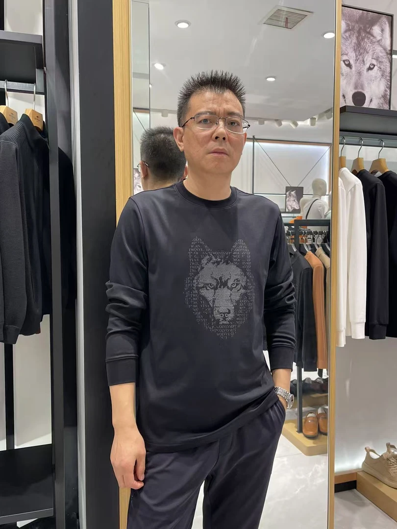 Septwolves/七匹狼22年秋冬宠粉款长T（1010）