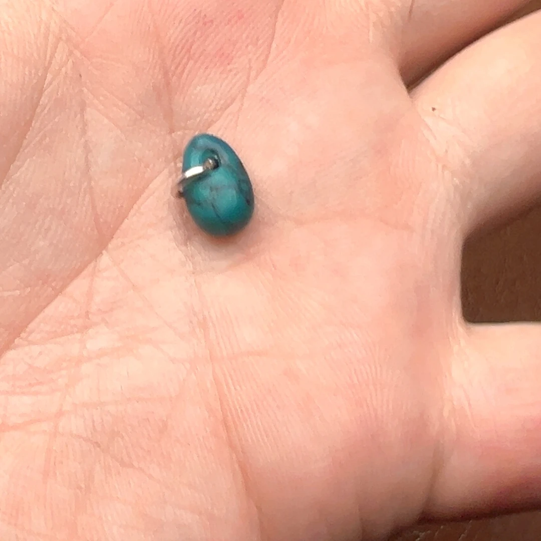 法***法未镶嵌绿松石颈饰