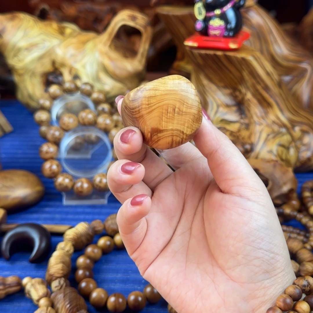 柏木（崖柏）北太行崖柏陈化手把件