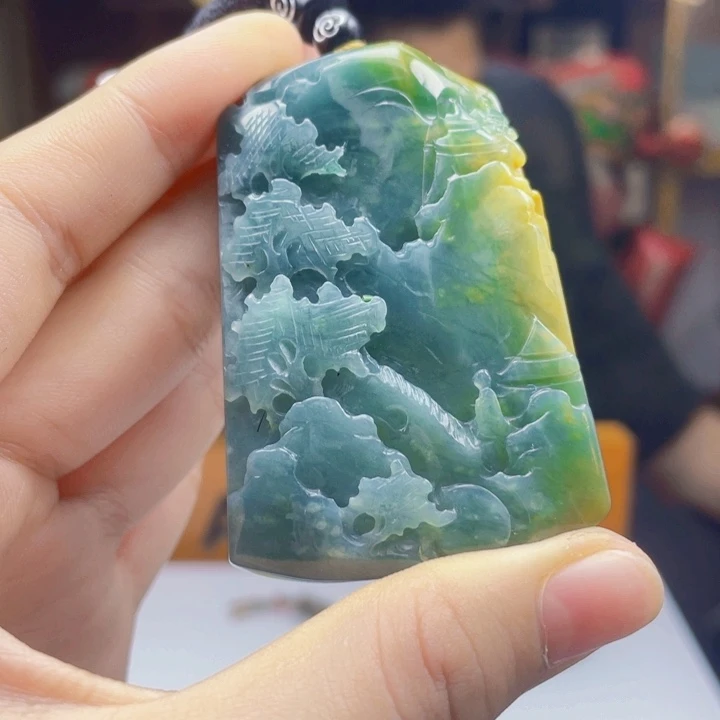 翡翠未镶嵌吊坠(不含链)X105