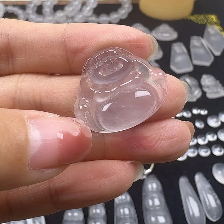 石英质玉未镶嵌颈饰