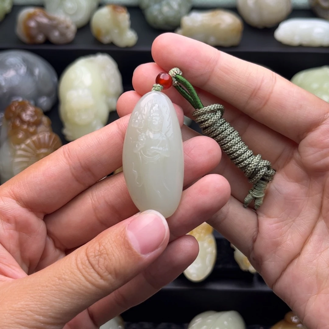 和田玉未镶嵌挂件