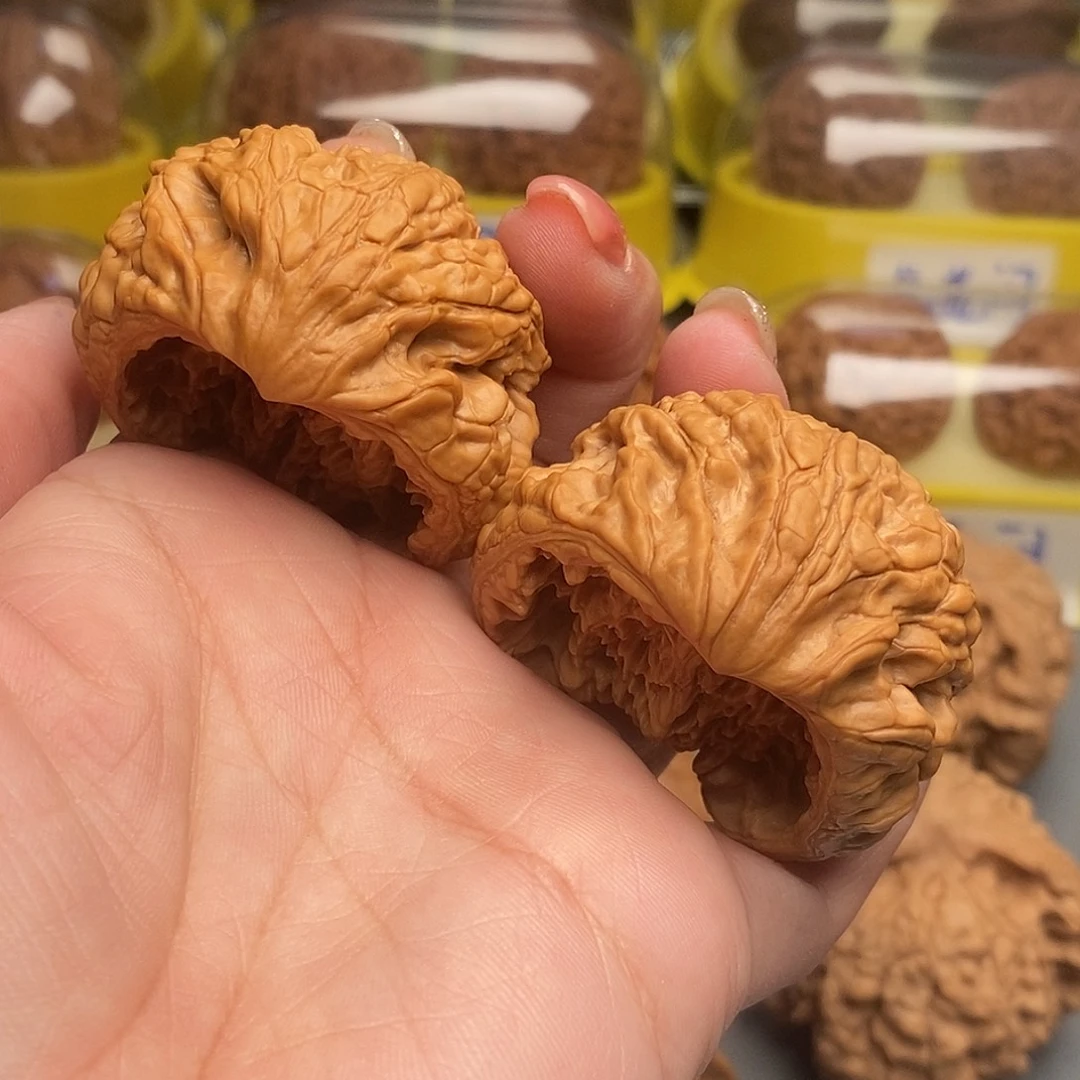 木质类文玩核桃扣碗蛇