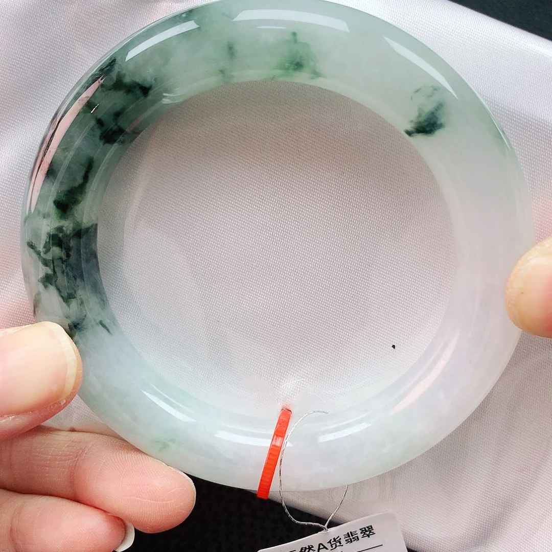 翡翠手镯未镶嵌56胖