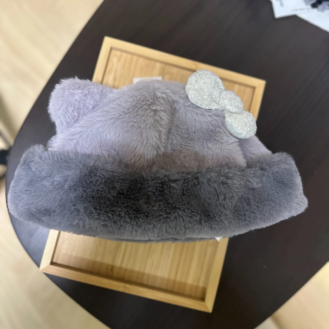 【大阪限定】Hello Kitty 灰色蝴蝶结Kitty冷帽