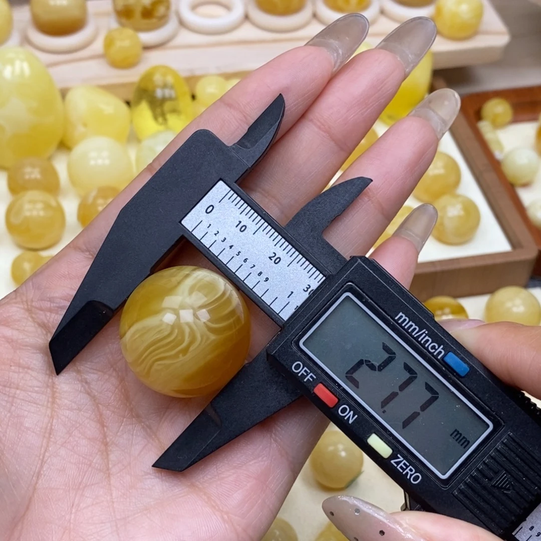 琥珀未镶嵌裸石特色妖珠